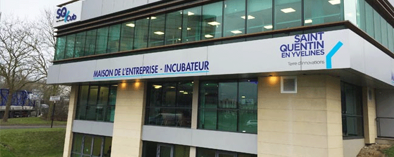 agence-communication-web-marketing-yvelines-78-serious-team-360-atelier-strategie-sqy-cub
