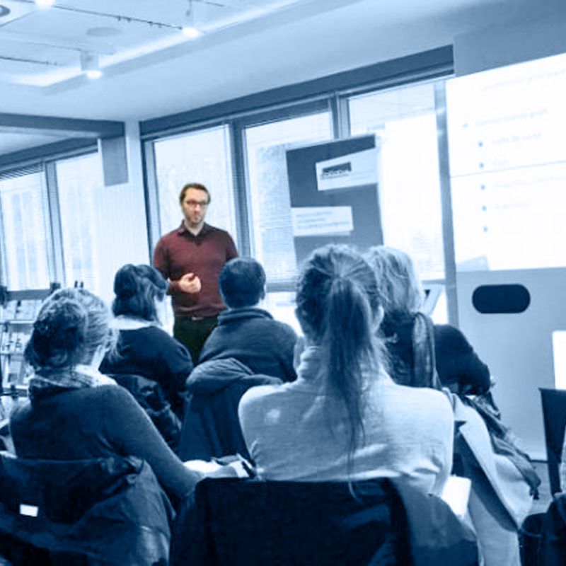 Atelier au SQY Cub – Les bases de l’identité graphique Atelier au SQY Cub - Les bases de l'identité graphique