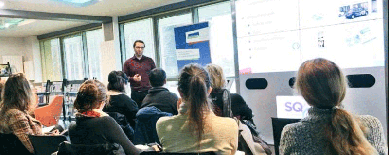 agence-communication-web-marketing-yvelines-78-serious-team-360-sqy-cub-atelier-identite-graphique-TPE-PME-agence-de-communication